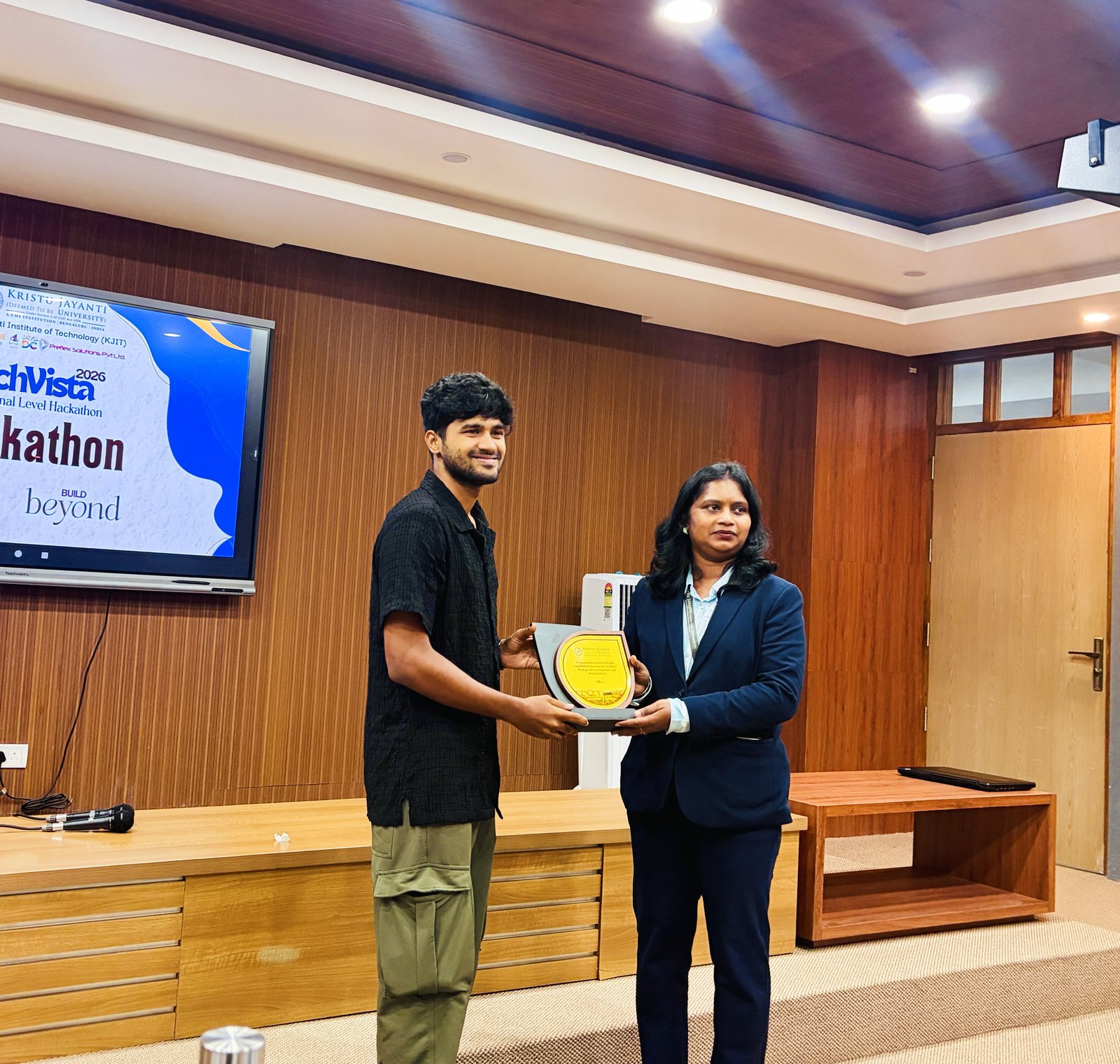 Hackathon at Kristu Jayanti University (Airport Road Campus) — Jury & Community Keynote - Photo 10