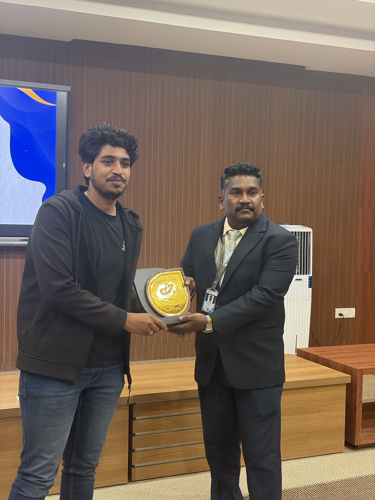 Hackathon at Kristu Jayanti University (Airport Road Campus) — Jury & Community Keynote - Photo 11